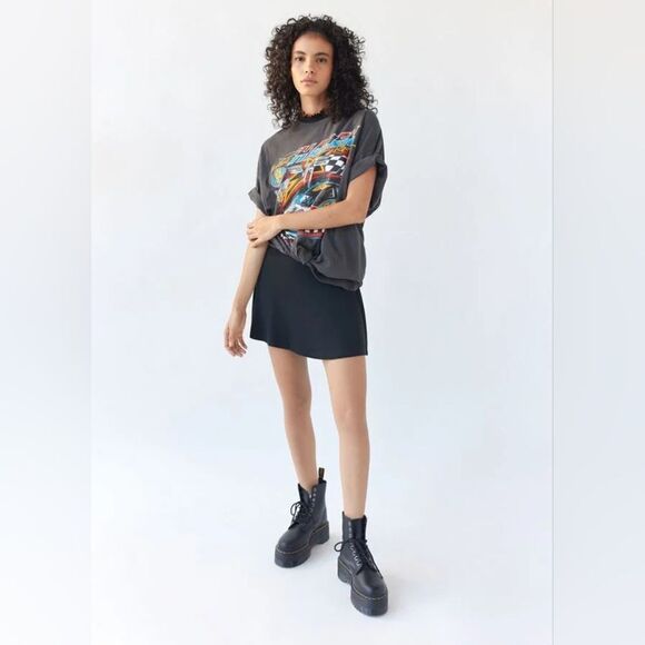 Urban Outfitters black Seamed mini dress size M Nwot - Picture 4 of 6